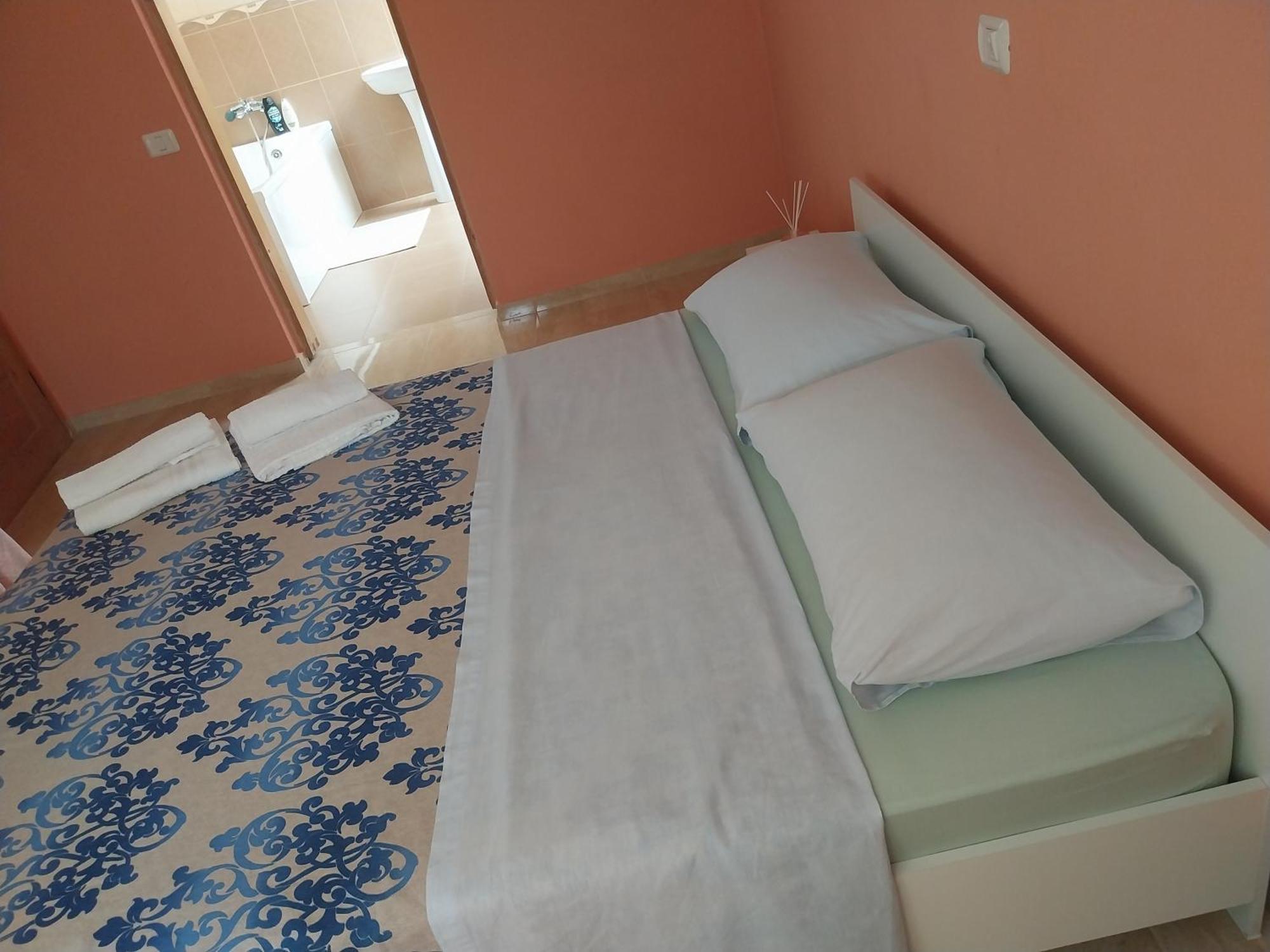 Serena House Cartisoara Luaran gambar
